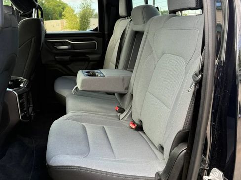 Used 2021 RAM 1500 Big Horn AWD/4WD image 12