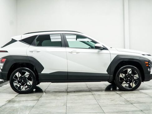 Used 2024 Hyundai Kona SEL AWD/4WD image 7