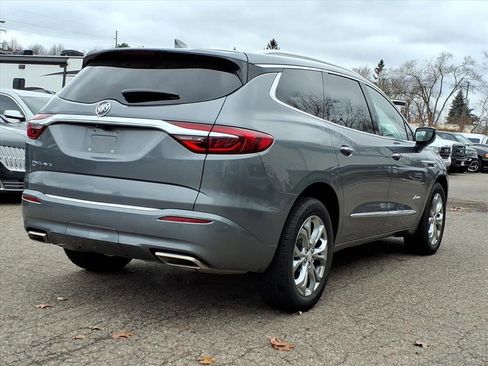 Used 2021 Buick Enclave Avenir w/ Avenir Technology Package image 5