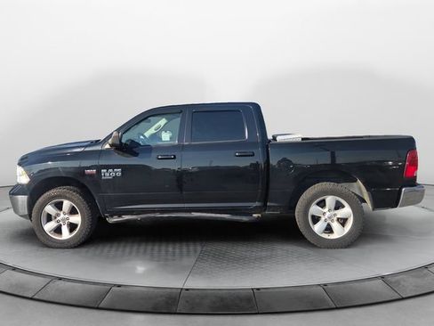 Used 2019 RAM 1500 Classic SLT AWD/4WD image 2