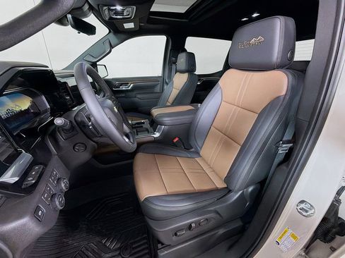 New 2026 Chevrolet Silverado 1500 High Country w/ Technology Package image 11