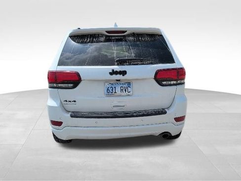 Used 2019 Jeep Grand Cherokee Altitude AWD/4WD image 4