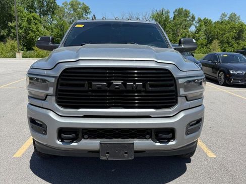 Used 2022 RAM 3500 Laramie AWD/4WD image 2