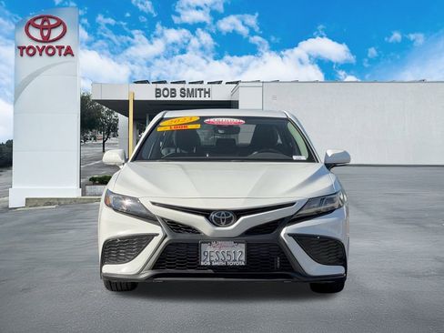 Certified 2023 Toyota Camry SE image 3
