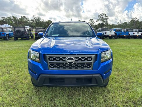 Used 2024 Nissan Frontier SV w/ Technology Package image 8