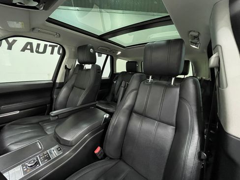 Used 2015 Land Rover Range Rover Supercharged image 13
