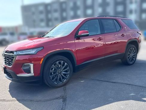 Used 2023 Chevrolet Traverse RS w/ LPO, Floor Liner Package AWD/4WD image 1