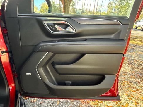 Used 2021 Chevrolet Tahoe LT w/ LT Signature Package image 20