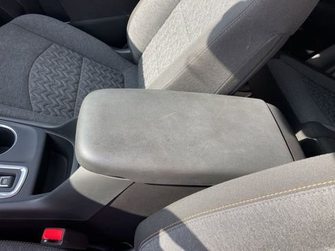 Used 2024 Chevrolet Equinox LT FWD image 21