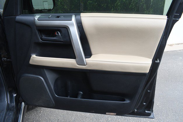 Used 2010 Toyota 4Runner Limited AWD/4WD image 24