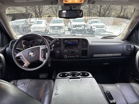 Used 2013 Chevrolet Silverado 2500 LT w/ Custom Sport Truck Package image 10