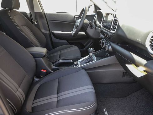 New 2026 Hyundai Venue SEL FWD image 21