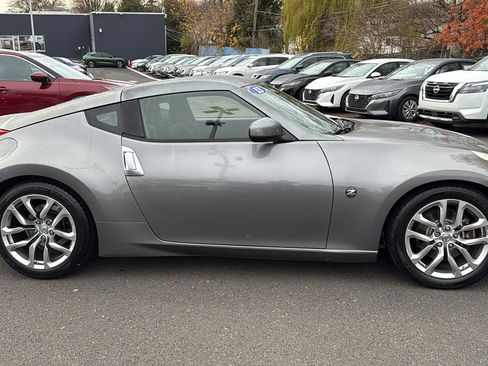 Used 2013 Nissan 370Z image 22