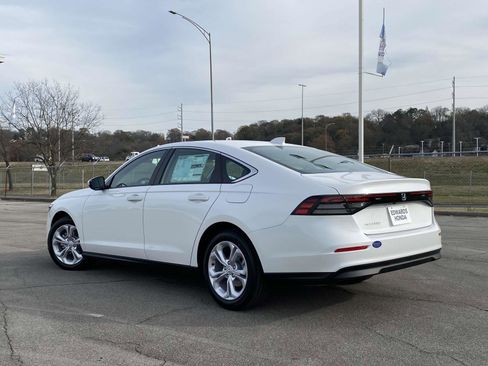 New 2025 Honda Accord LX image 5