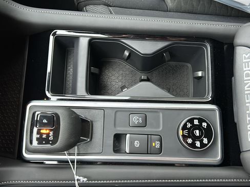 New 2026 Nissan Pathfinder SV AWD/4WD image 20
