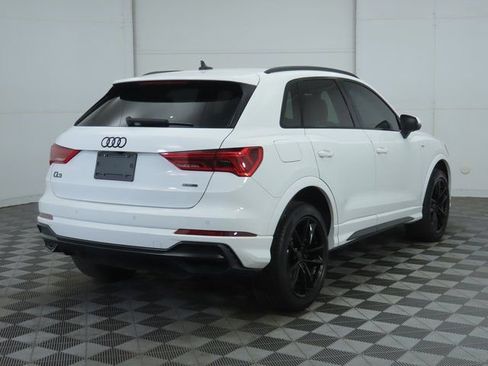 Used 2022 Audi Q3 2.0T Premium Plus w/ Premium Plus Package image 5