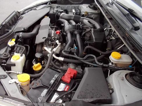 Used 2014 Subaru Crosstrek 2.0i Premium image 23