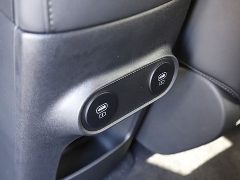 New 2025 Hyundai Ioniq 5 SEL image 17