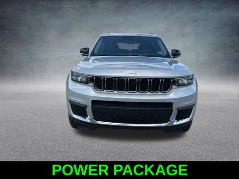 Used 2024 Jeep Grand Cherokee L Limited RWD image 9