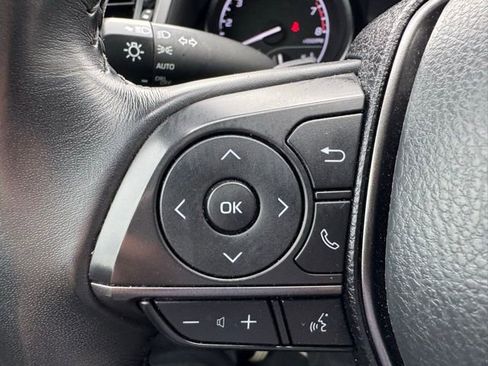 Used 2023 Toyota Camry SE image 18