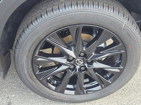 New 2025 MAZDA CX-5 Carbon Edition image 5