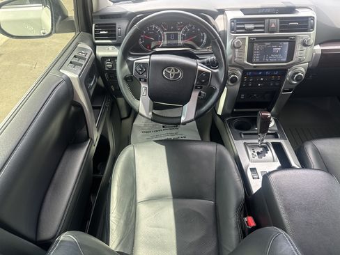 Used 2016 Toyota 4Runner Limited AWD/4WD image 24