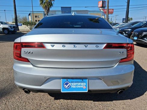 Used 2018 Volvo S90 T5 Momentum w/ Convenience Package image 6