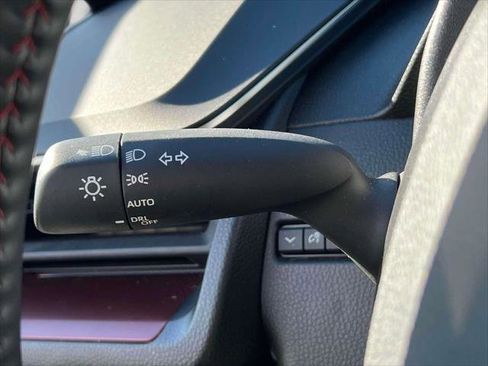 Certified 2024 Toyota Prius Prime XSE Premium image 26