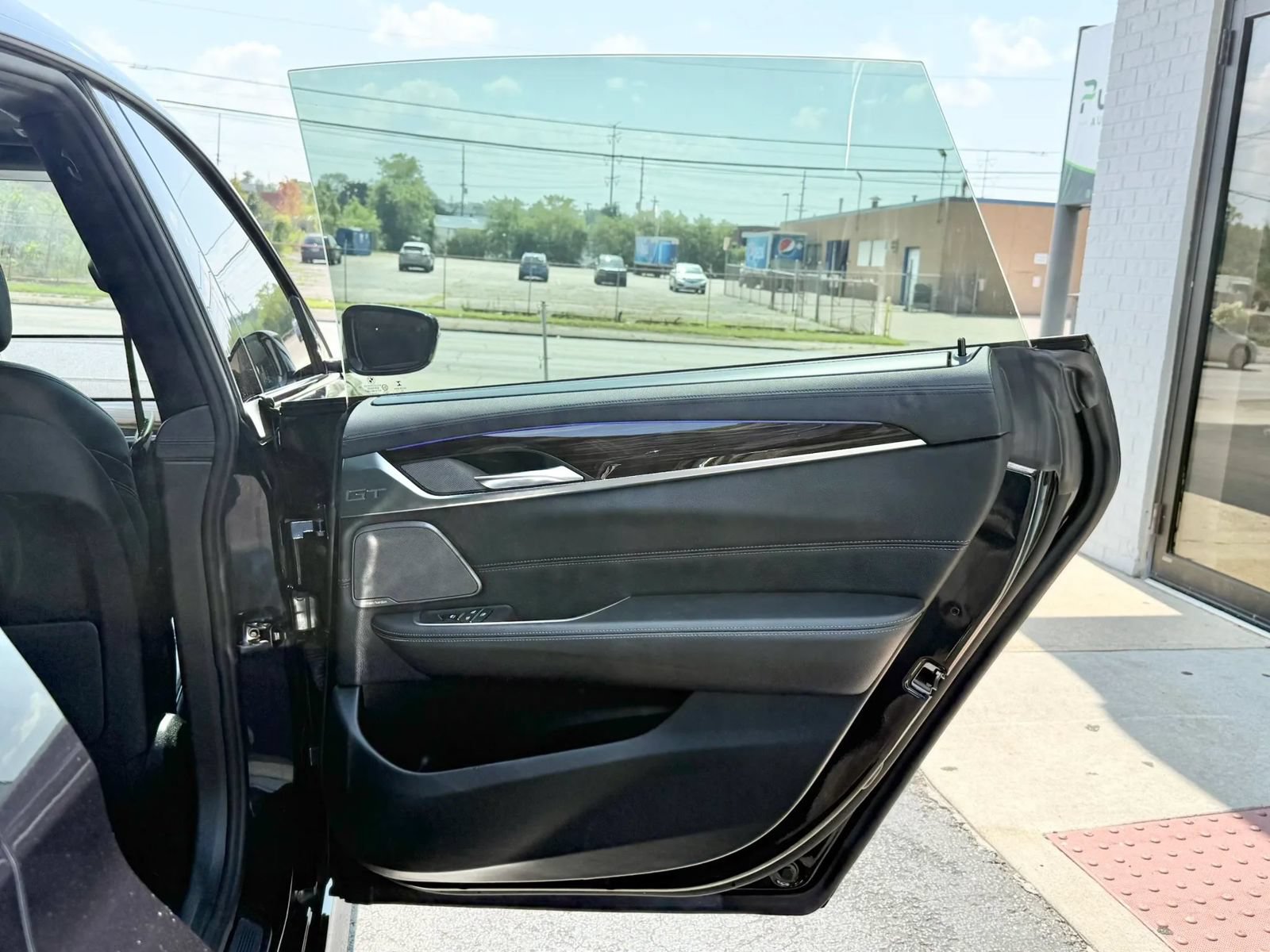 Used 2018 BMW 640i Gran Turismo xDrive AWD/4WD image 24