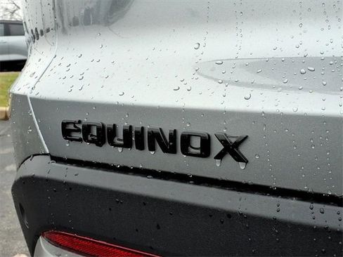New 2026 Chevrolet Equinox LT image 23