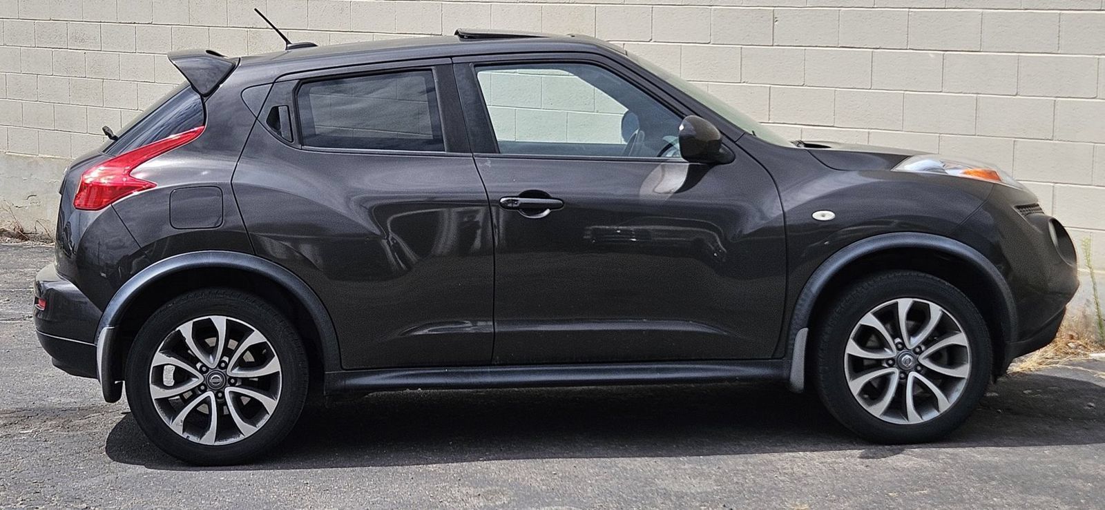 Used 2013 Nissan Juke SV w/ Sport Pkg AWD/4WD image 6