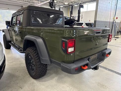 Used 2023 Jeep Gladiator Mojave AWD/4WD image 4