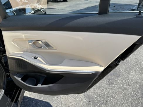 Used 2019 BMW 330i Sedan w/ Premium Package image 25