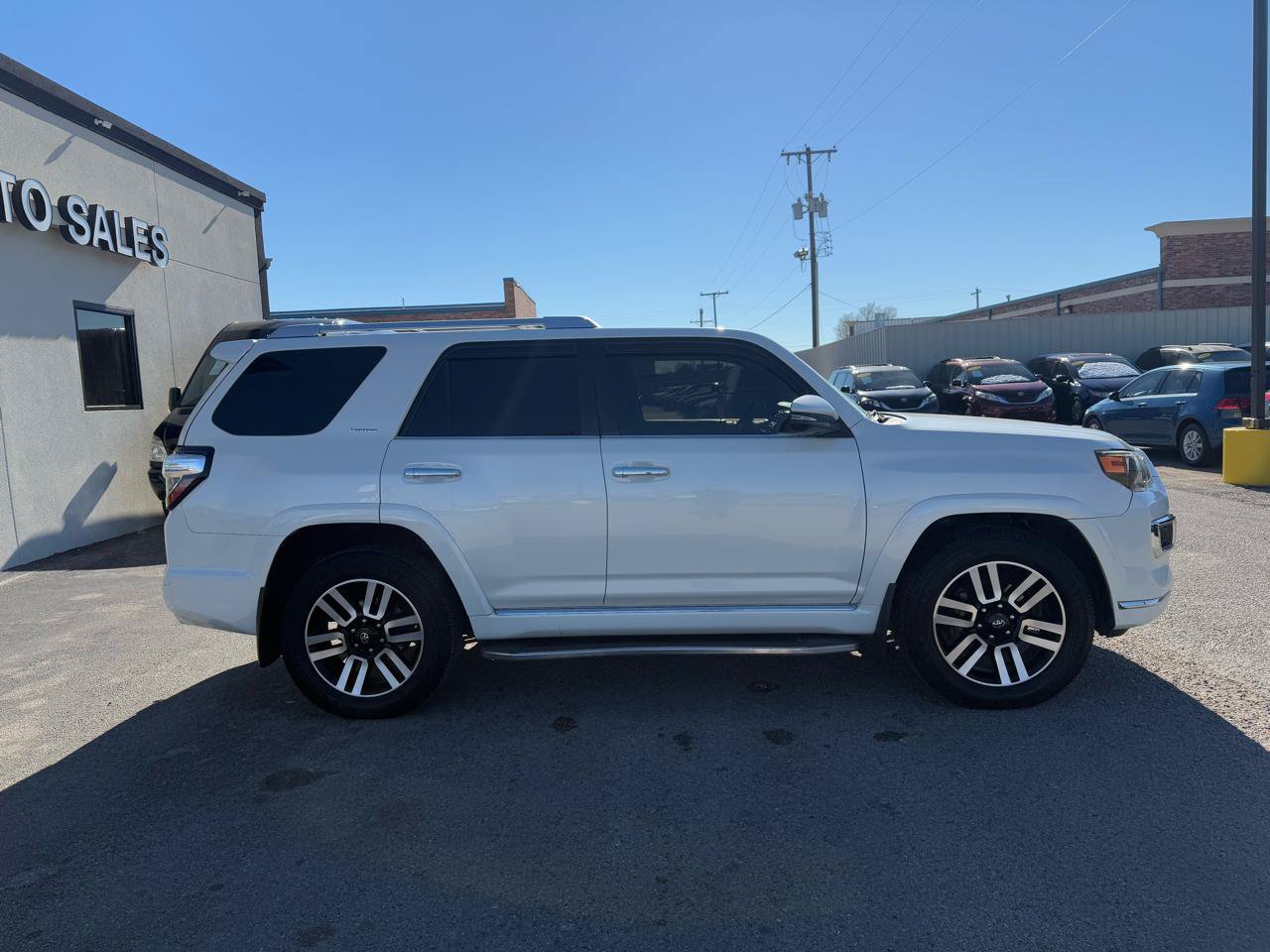 Used 2016 Toyota 4Runner Limited AWD/4WD image 5