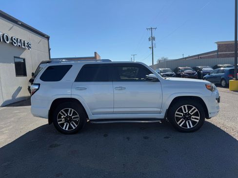 Used 2016 Toyota 4Runner Limited AWD/4WD image 5