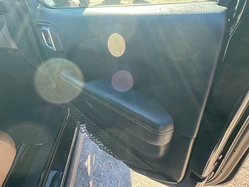 Used 2020 Jeep Wrangler Unlimited Rubicon image 18