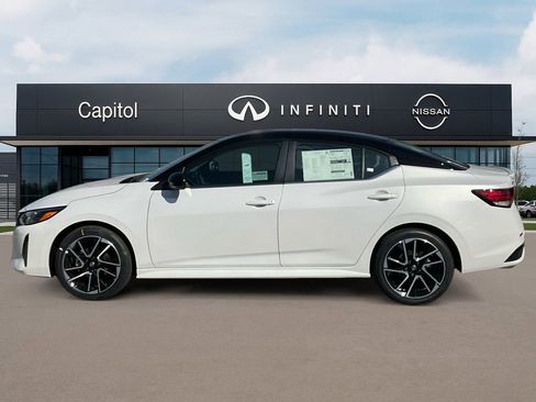 New 2025 Nissan Sentra SR w/ SR Premium Package image 9