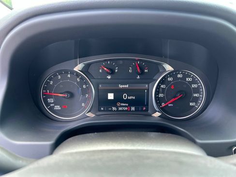 Used 2023 GMC Acadia SLT w/ Preferred Package AWD/4WD image 24