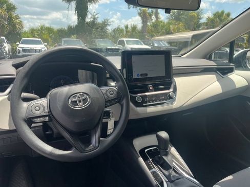 Used 2026 Toyota Corolla LE FWD image 13