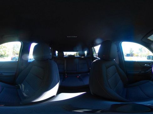 Used 2025 Chevrolet Equinox LT image 42