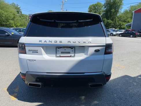 Used 2019 Land Rover Range Rover Sport HSE AWD/4WD image 4
