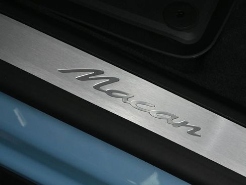 New 2026 Porsche Macan Electric image 25