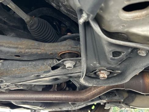Used 2012 Toyota Camry LE FWD image 38