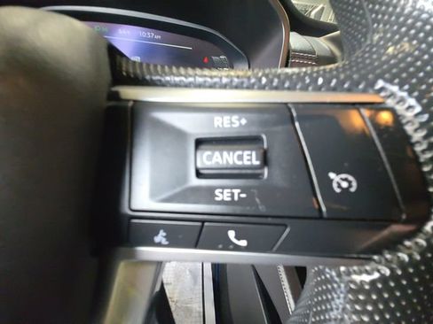 Used 2025 Mitsubishi Outlander ES AWD/4WD image 19