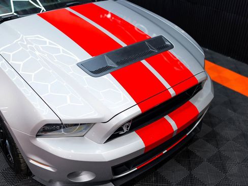 Used 2013 Ford Mustang Shelby GT500 RWD image 6
