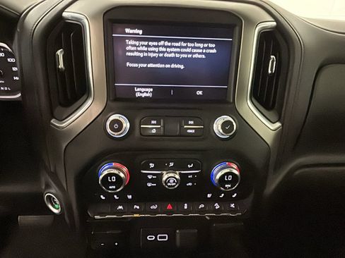 Used 2022 GMC Sierra 1500 Denali w/ Denali Reserve Package AWD/4WD image 25