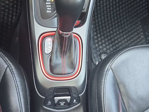 Used 2019 Jeep Compass Trailhawk w/ Leather Interior Group AWD/4WD image 27