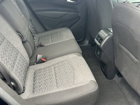 Used 2022 Chevrolet Equinox LT image 17