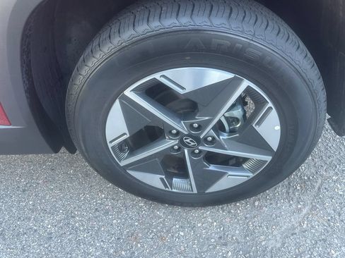 Used 2025 Hyundai Tucson SEL AWD/4WD image 7