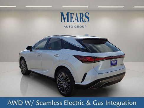 Used 2024 Lexus RX 450h AWD w/ Luxury Package image 4